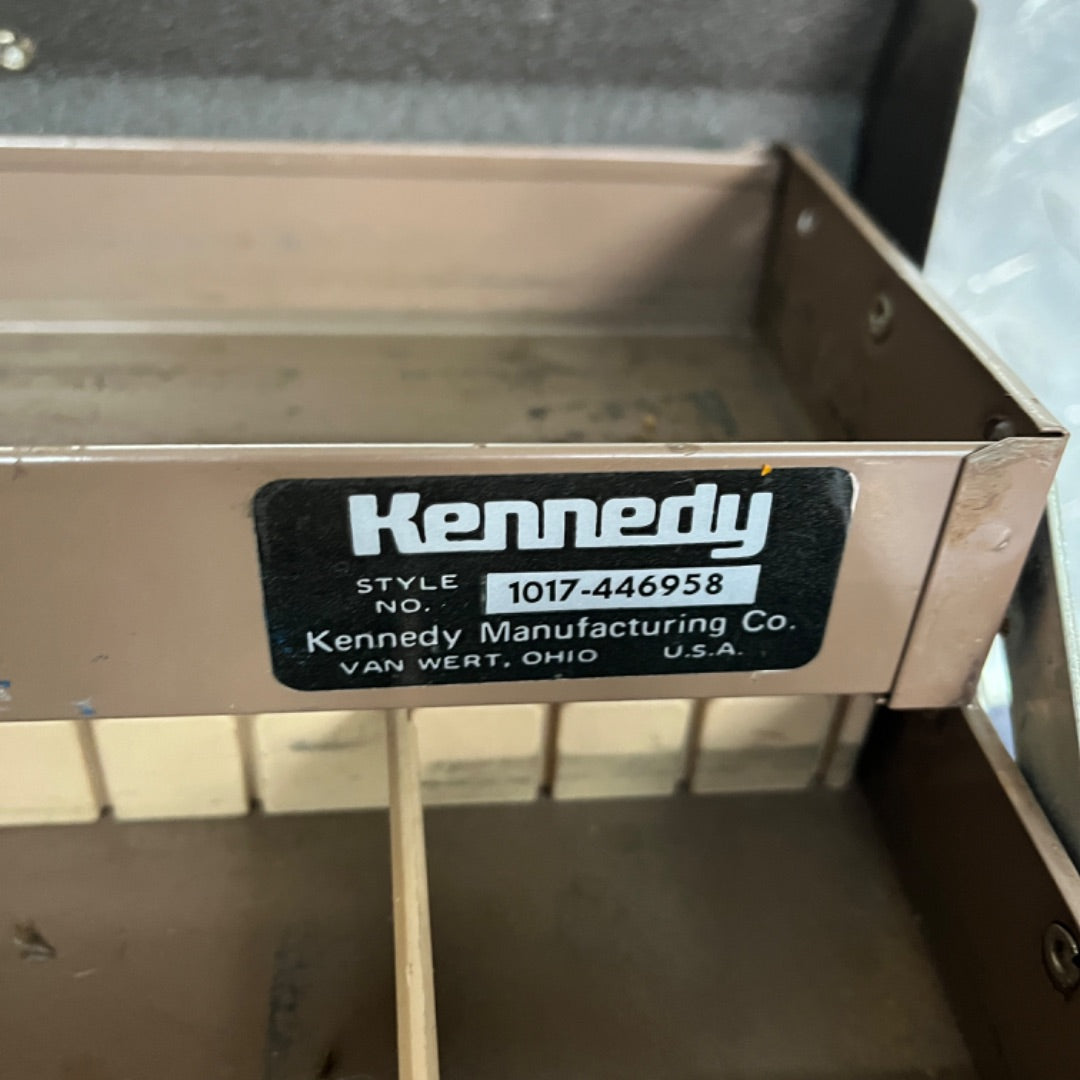 Kennedy Cantilever Tool Box *Vintage*