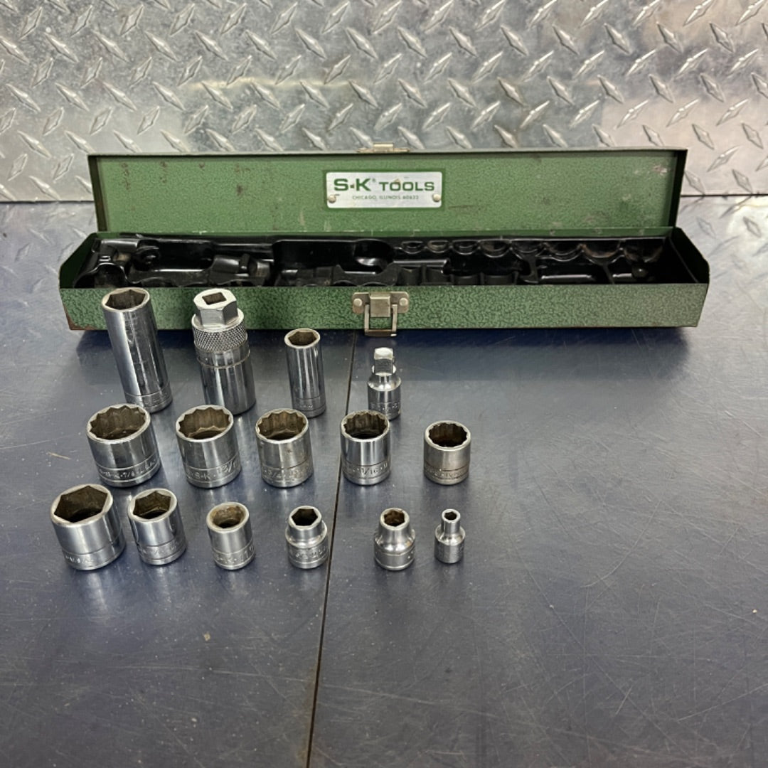 SK Tools S - 14 piece Socket Set with Case - Metric and Standard