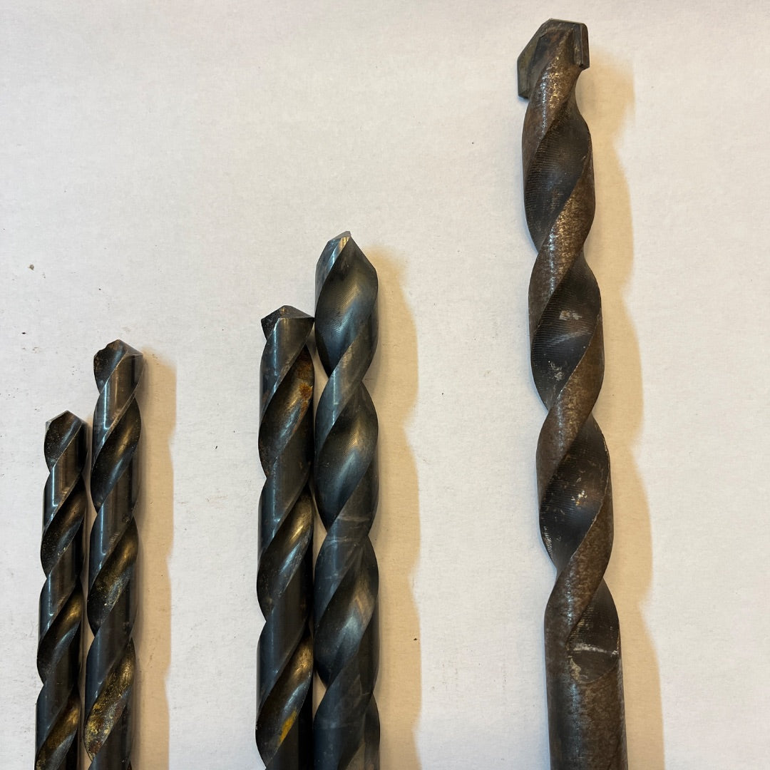13-Piece Drill Bit Assortment – Mixed Sizes for Wood, Metal & Plastic