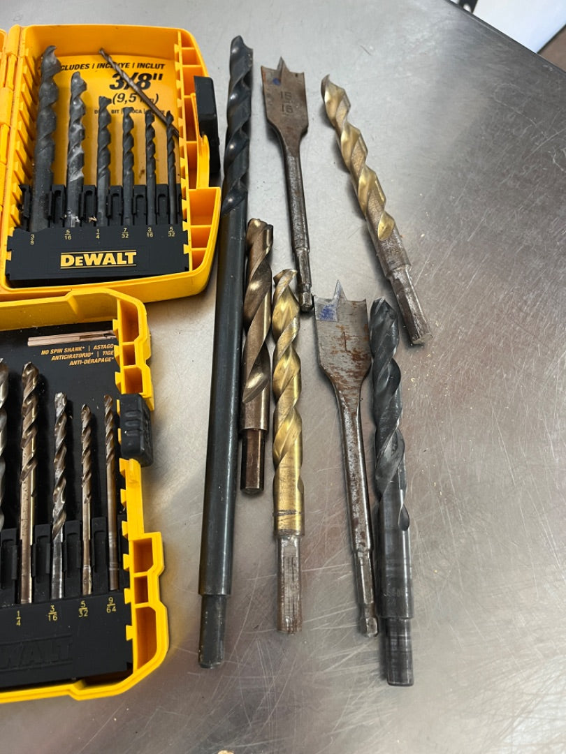 Assorted 35-Piece Drill Bit Set – DeWalt & Miscellaneous Brands
