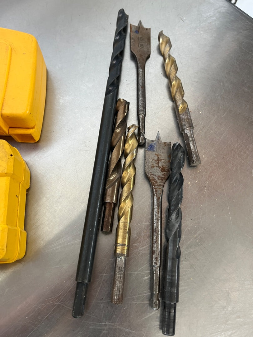 Assorted 35-Piece Drill Bit Set – DeWalt & Miscellaneous Brands