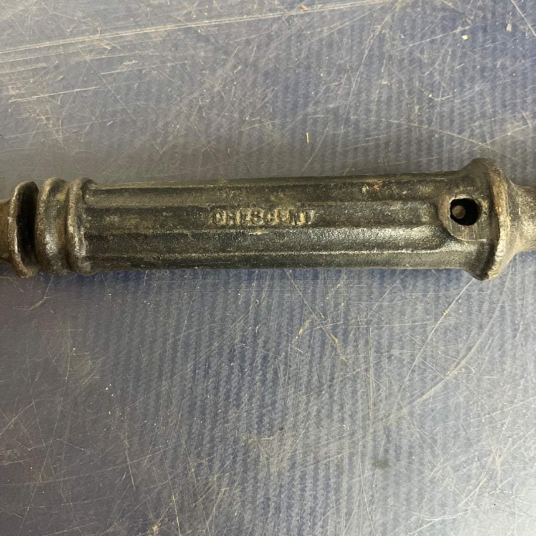 Suregrip Vintage Cast Iron Nail Puller – Made in USA Heavy-Duty Nail Remover Tool