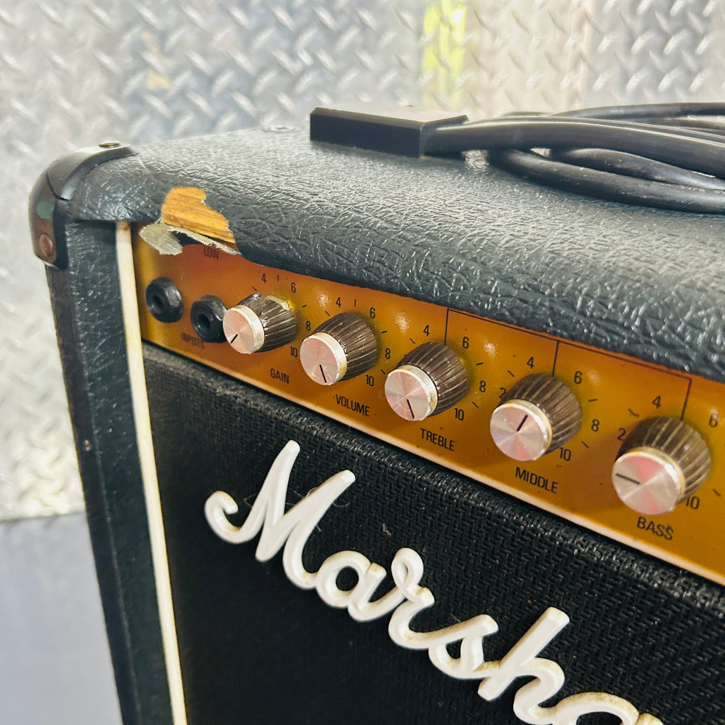 Marshall Lead 12 (Model 5005) Combo Amp – Iconic Plexi Tone in a Compact Package
