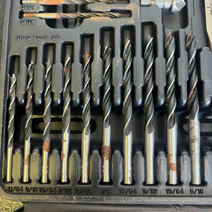 BLACK+DECKER 109-Piece Combination Drill and Screwdriver Bit \£Set