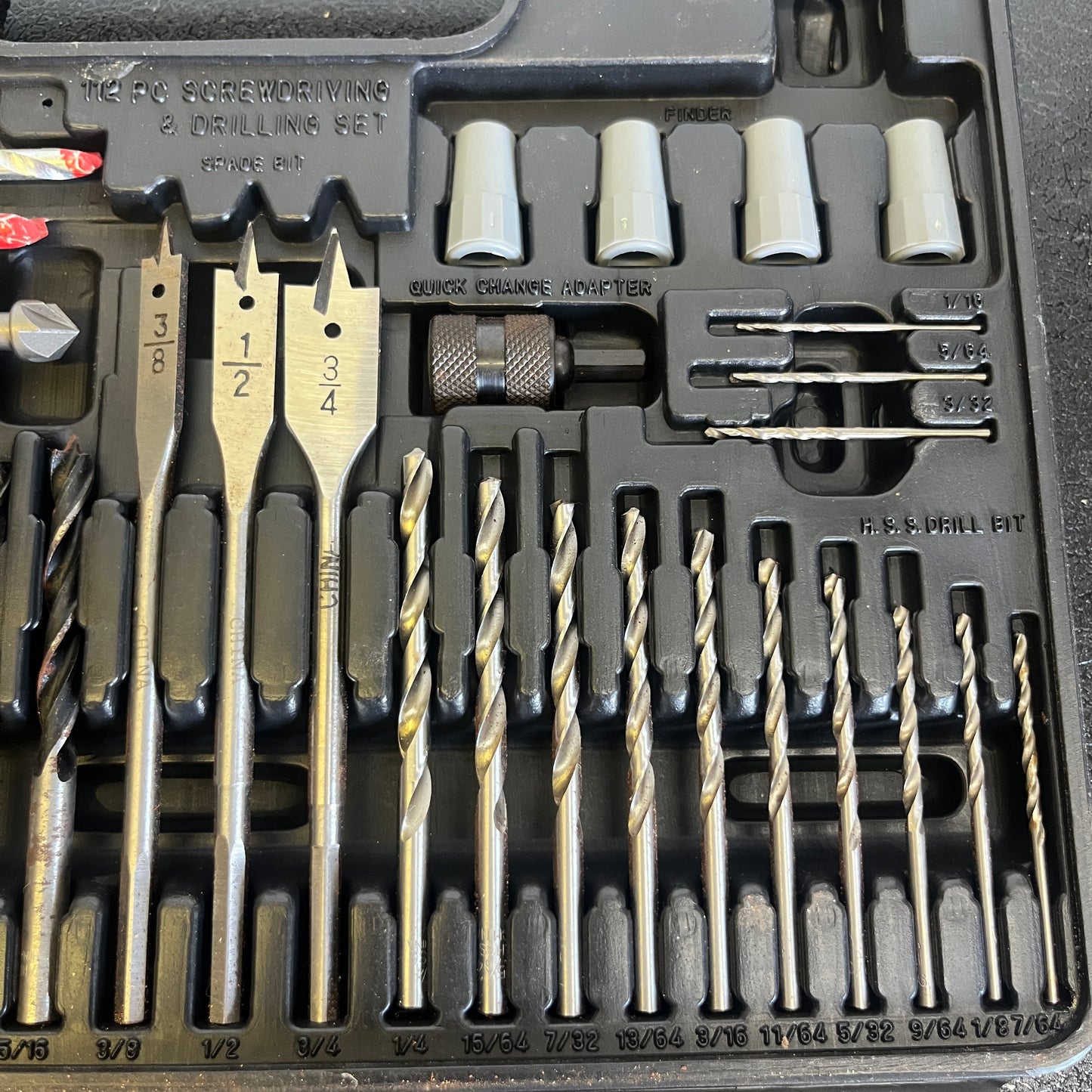 BLACK+DECKER 109-Piece Combination Drill and Screwdriver Bit \£Set