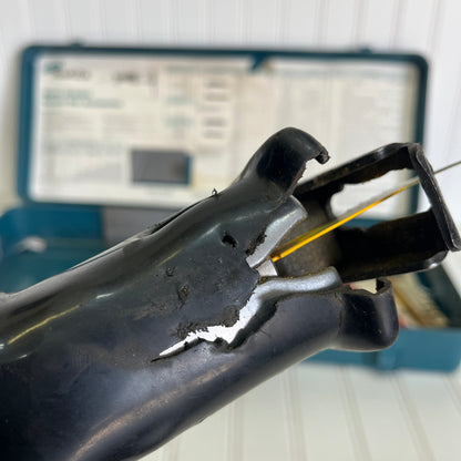 Makita JR3000V 6-Amp Variable Speed Reciprocating Saw – with Case and Manual