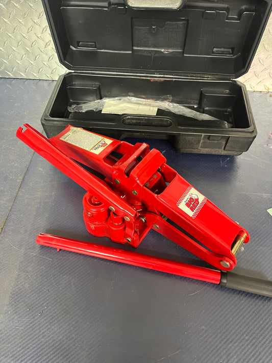 Torin BIG RED 1.5 Ton Steel Scissor Lift Jack Car Kit Model DMT10152