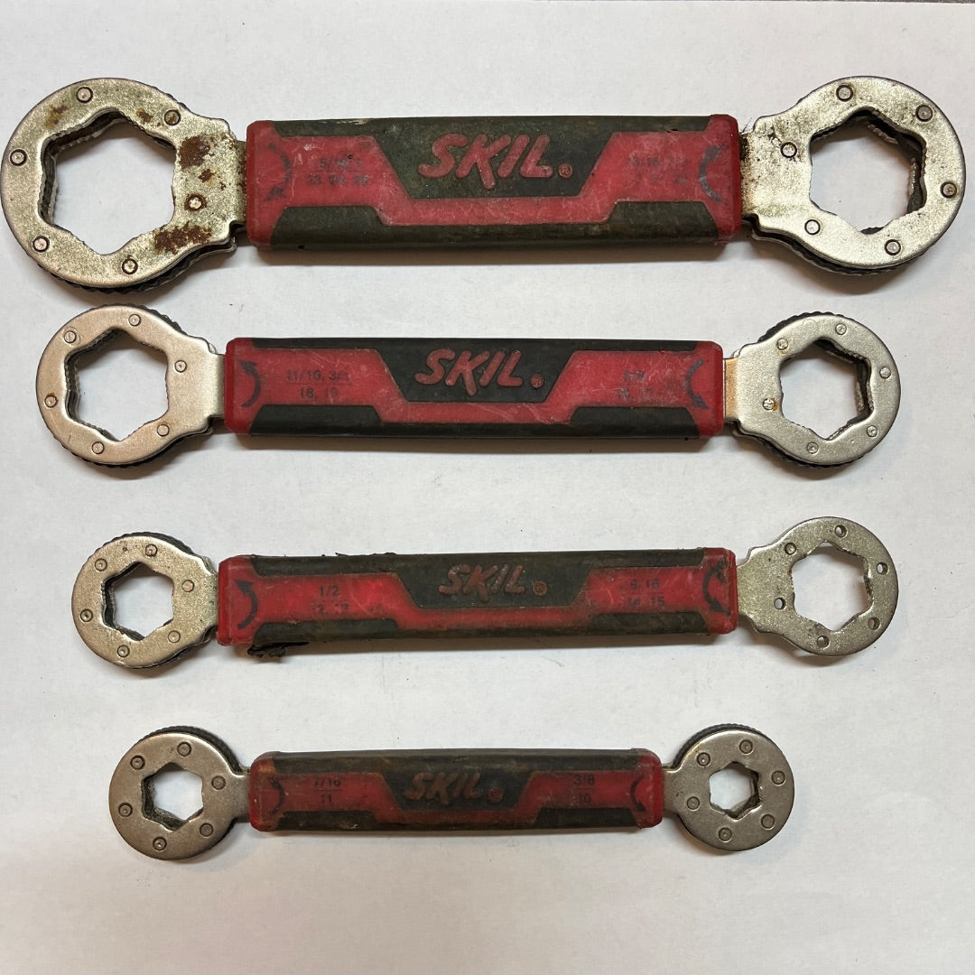 Skil Secure Grip Self-Tightening Wrench Set – 4-Piece Adjustable Wrenches for Rounded or Rusted Bolts