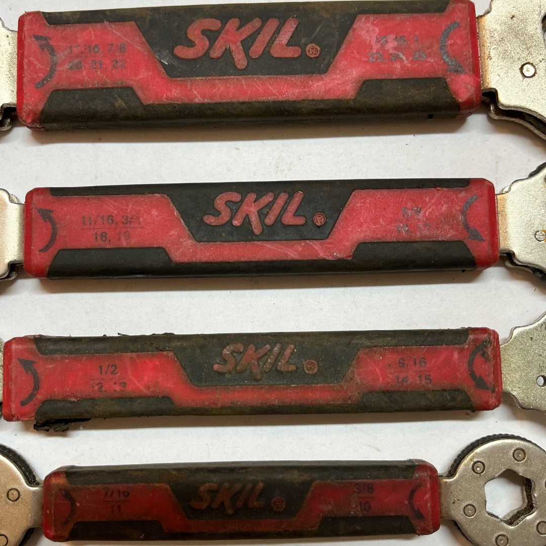 Skil Secure Grip Self-Tightening Wrench Set – 4-Piece Adjustable Wrenches for Rounded or Rusted Bolts