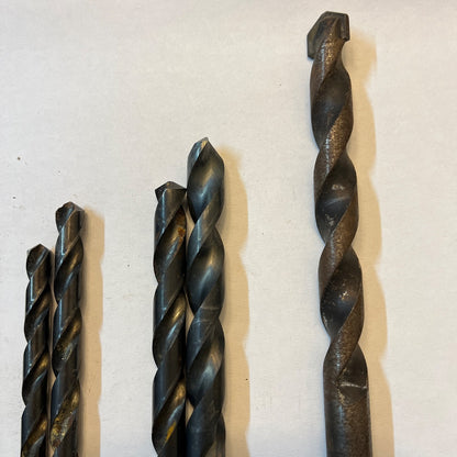 13-Piece Drill Bit Assortment – Mixed Sizes for Wood, Metal & Plastic