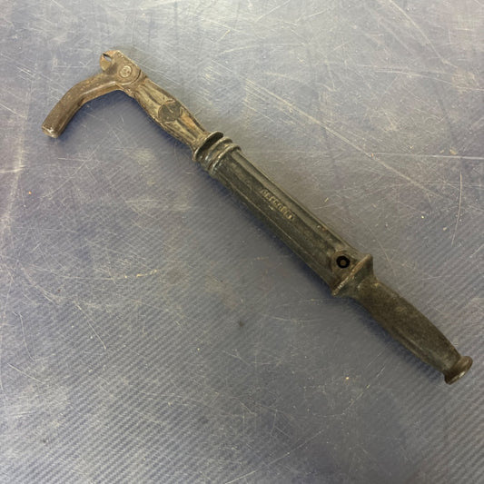 Suregrip Vintage Cast Iron Nail Puller – Made in USA Heavy-Duty Nail Remover Tool