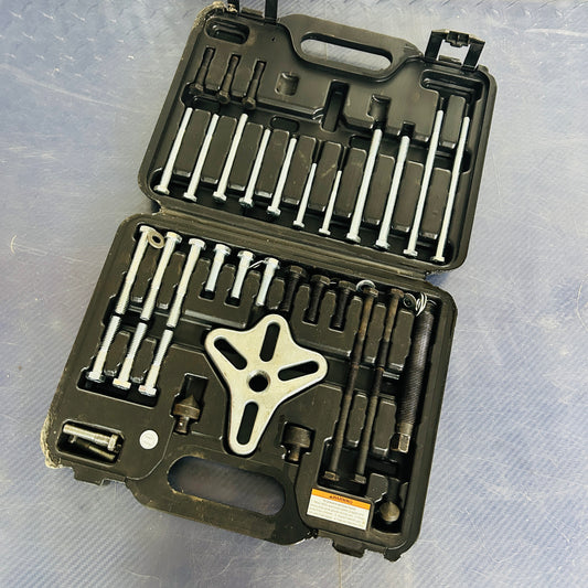 Pittsburgh Bolt-Type Wheel Puller Set – Heavy-Duty Gear & Pulley Remover