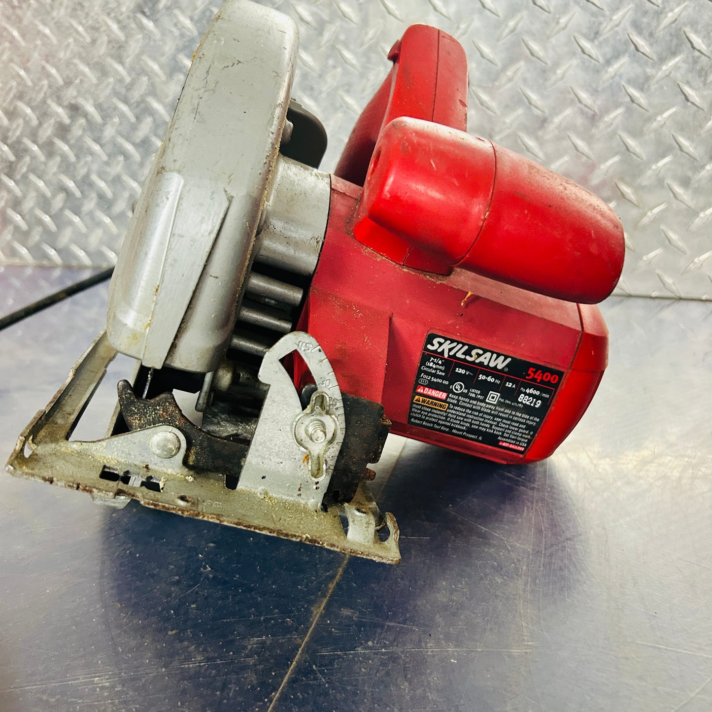 Skilsaw 5400 7‑1/4" Circular Saw – 12 Amp, Corded Power Tool