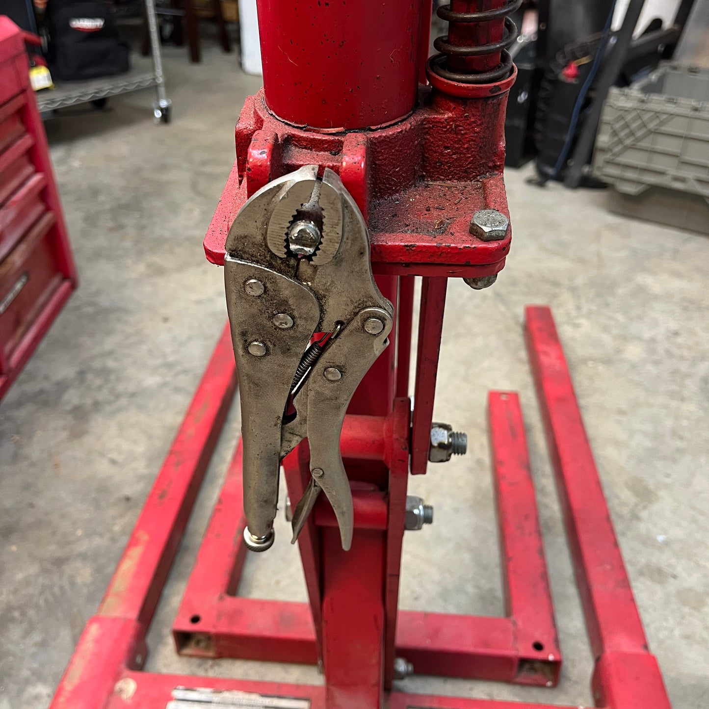 High Position Motorcycle Lift – Heavy-Duty Hydraulic Shop Stand (Used)