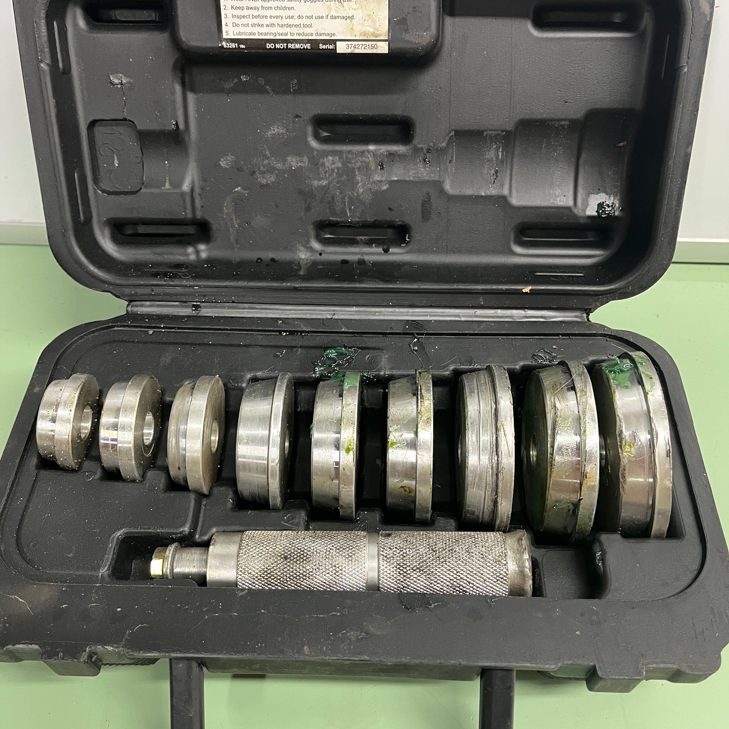 Maddox MD10‑1 Bearing Race & Seal Driver Set – 10‑Piece Automotive Tool Kit - Used