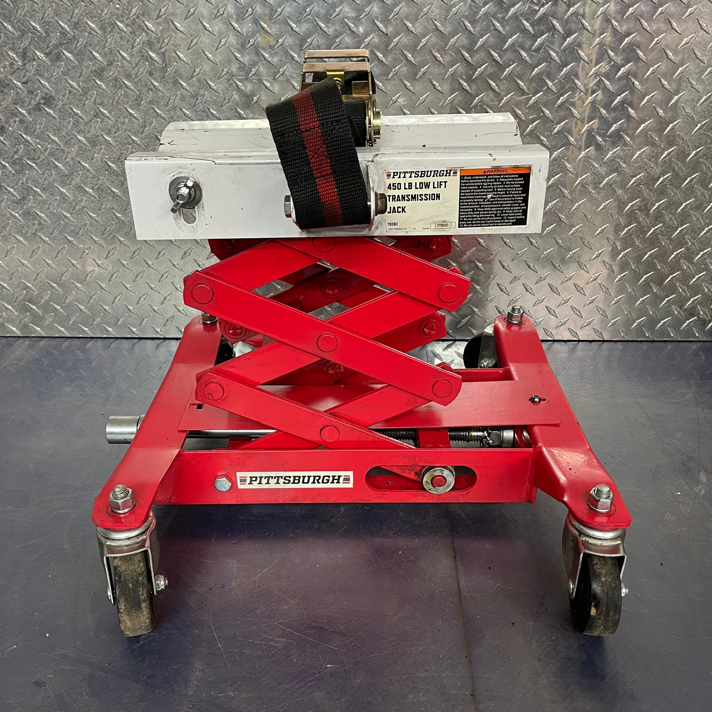 PITTSBURGH 450 lb. Low-Lift Transmission Jack